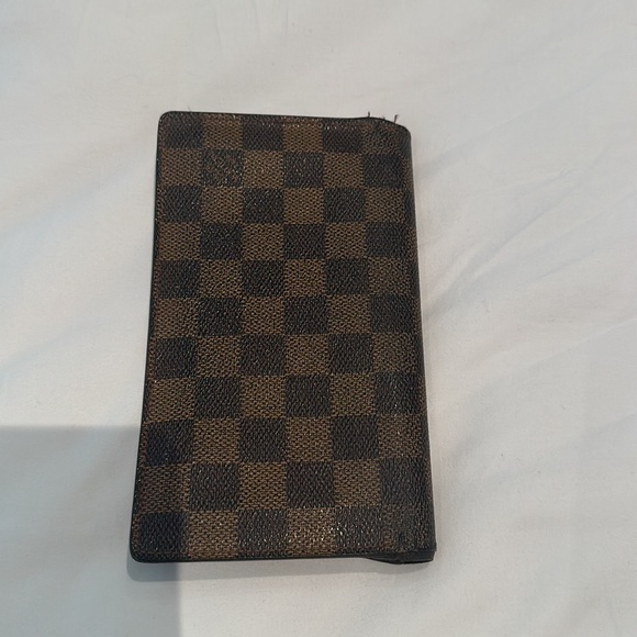 Louis Vuitton wallet - Picture 3 of 3